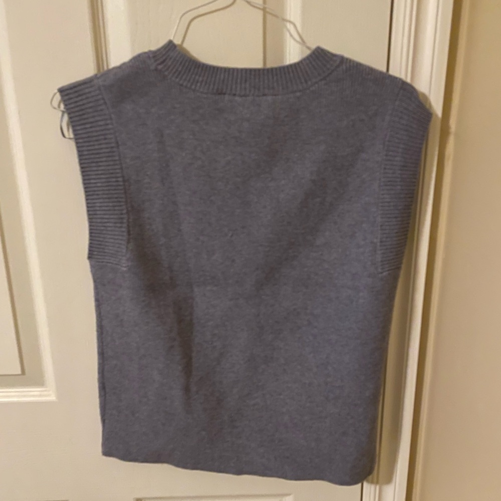 Cyrus gray/purple cable knit vest - Picture 3 of 6